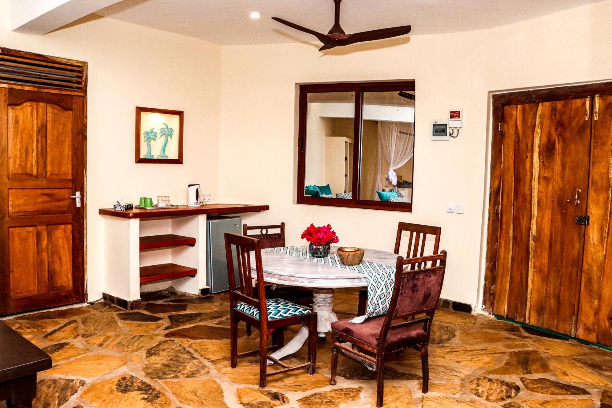 Vila Firefly Eco Retreat Shimoni Exteriér fotografie