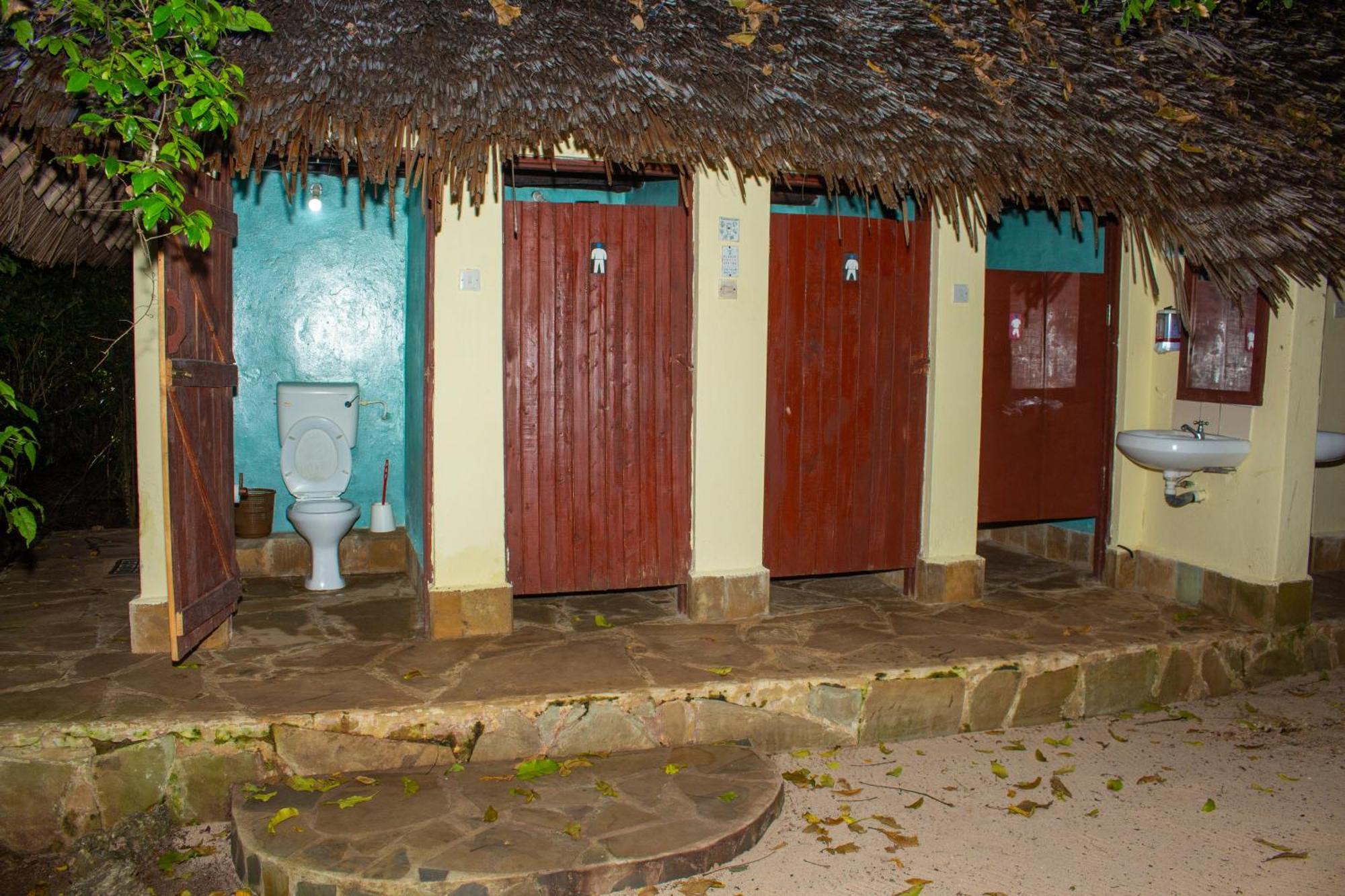 Vila Firefly Eco Retreat Shimoni Exteriér fotografie